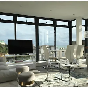 https://penthouse-cosy-with-sea-view.bournemouth-hotels.org