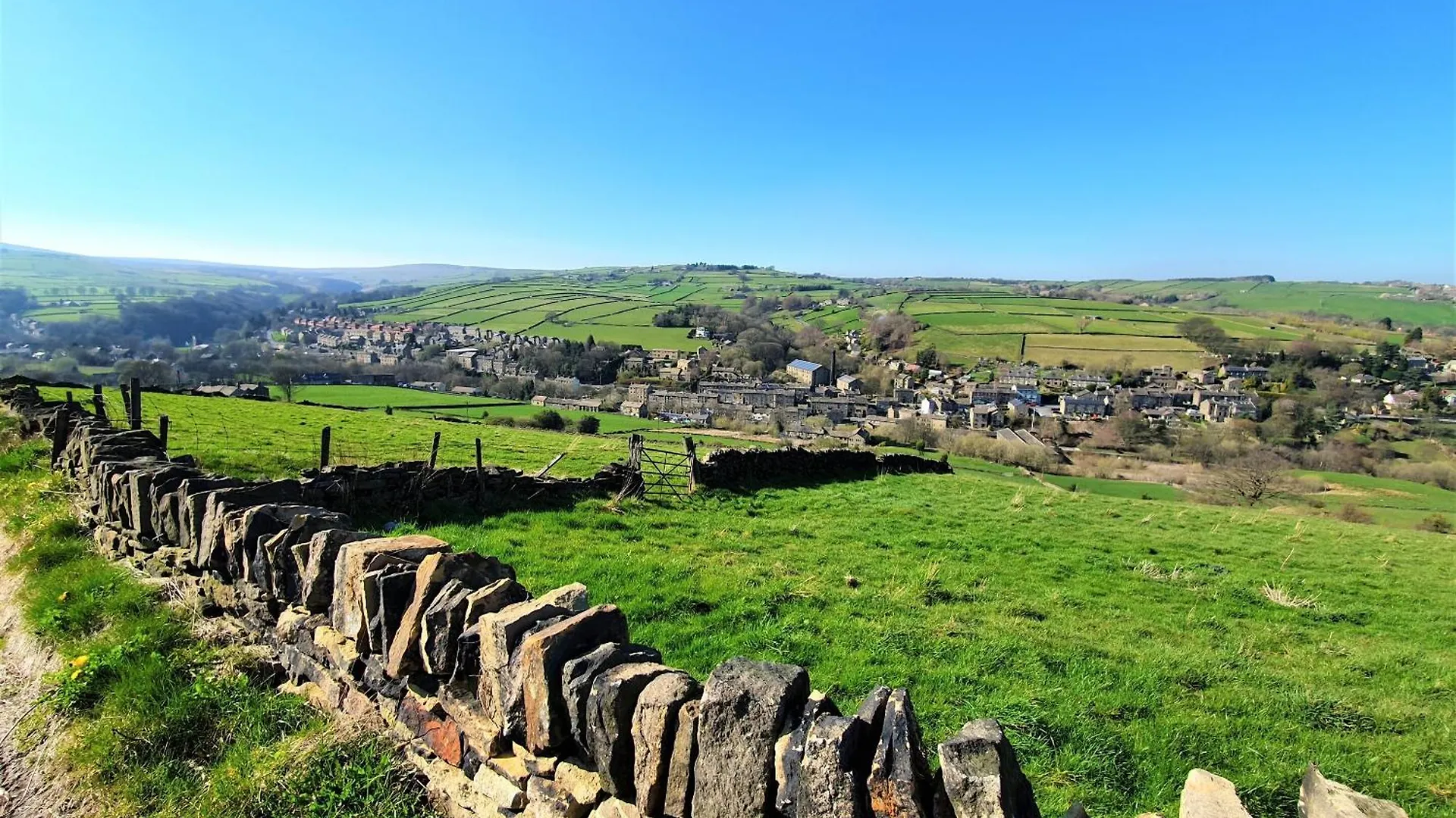 The Old Wash Kitchen - Charming Character Cottage In Holmfirth, Yorkshire United Kingdom